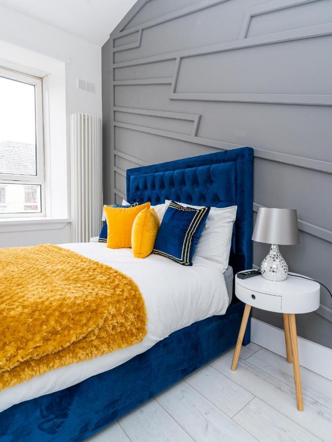 Cheerful 2 Bedroom Homely Apartment, Sleeps 6 Guest Comfy, 3X Double Bed, Parking, Free Wifi, Suitable For Business, Leisure Guest,Glasgow, Glasgow West End, Near City Centre Exteriör bild