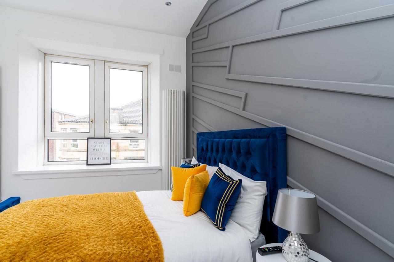 Cheerful 2 Bedroom Homely Apartment, Sleeps 6 Guest Comfy, 3X Double Bed, Parking, Free Wifi, Suitable For Business, Leisure Guest,Glasgow, Glasgow West End, Near City Centre Exteriör bild